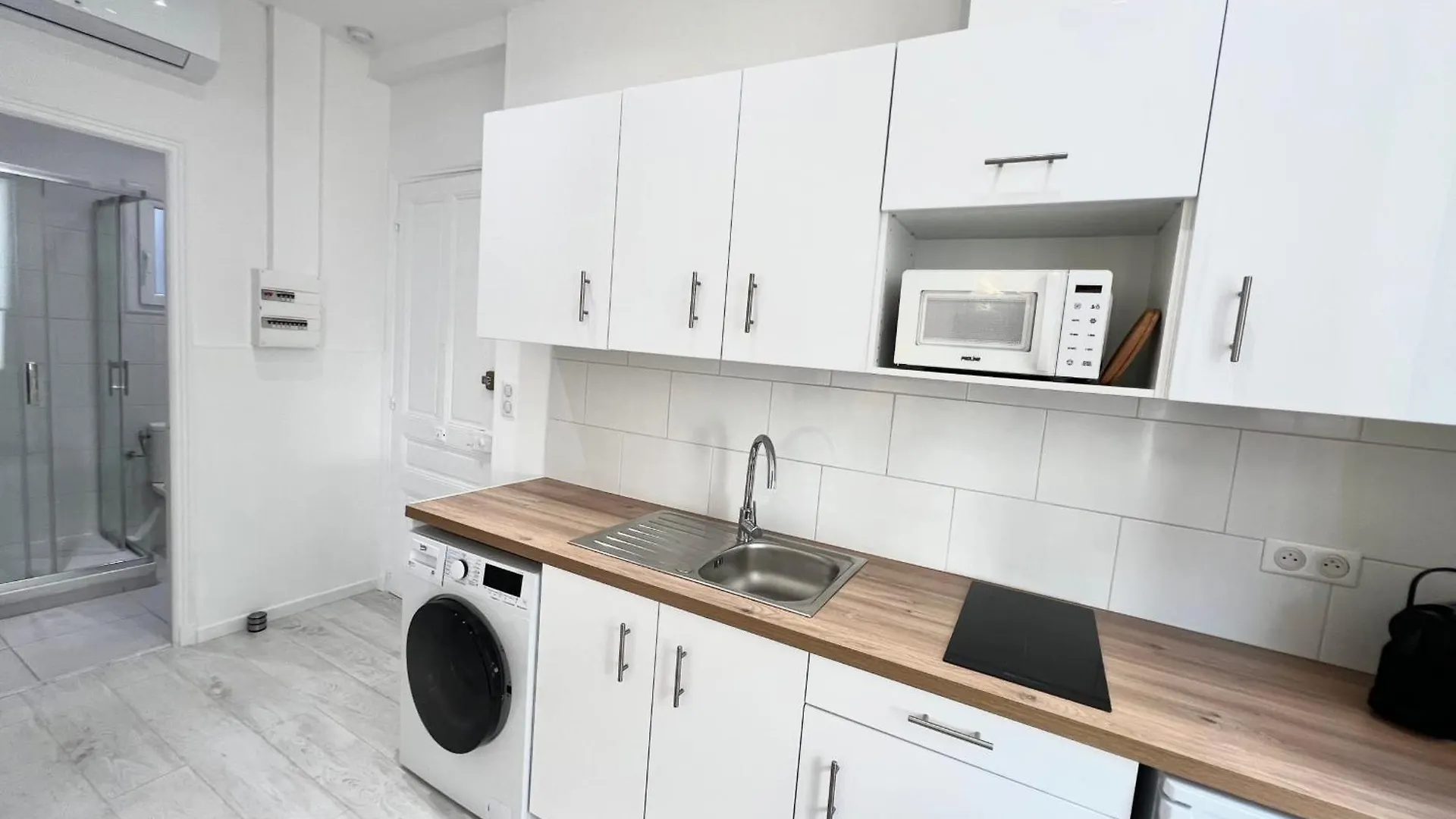 Juan Les Pins Pinede Sector - Apartment 4 People