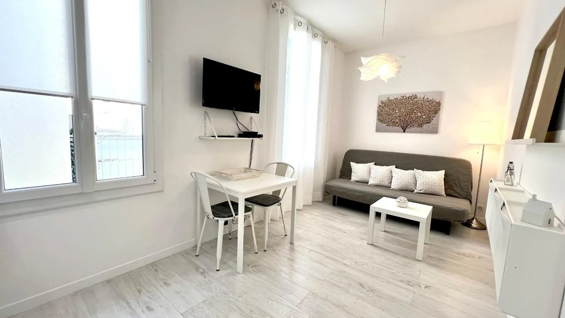 Juan Les Pins Pinede Sector - Apartment 4 People
